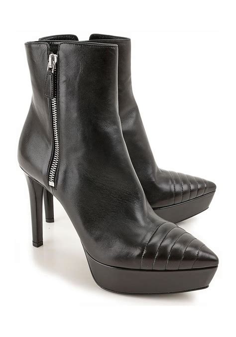 bottine prada noir|Bottines En Cuir Noir .